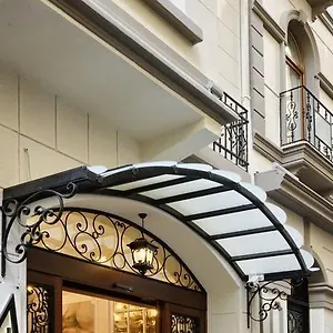 mirrors-hotel.istanbul-turkeyhotels.com/